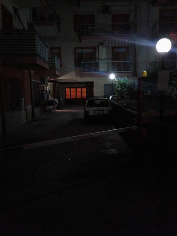 Appartamento Seflonia Cefalu Luaran gambar